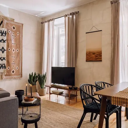 Targa - 1 Bedroom And Balcony In Principe Real