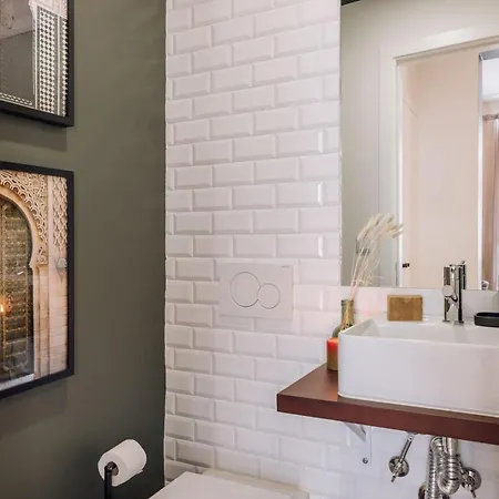 Targa - 1 Bedroom And Balcony In Principe Real شقة