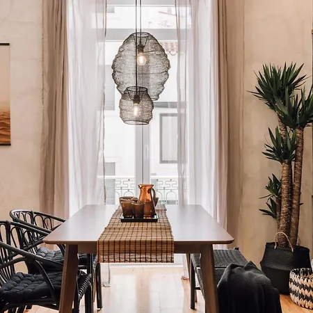 Apartment Targa - 1 Bedroom And Balcony In Principe Real Lissabon